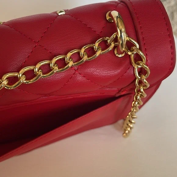 LIKE NEW RED BADGLEY MISCHKA GOLD STUDDED QUILTED CROSSBODY OR SHOULDER BAG - Picture 8 of 12
